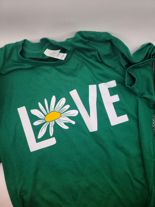 Short Sleeve Daisy Love Shirt